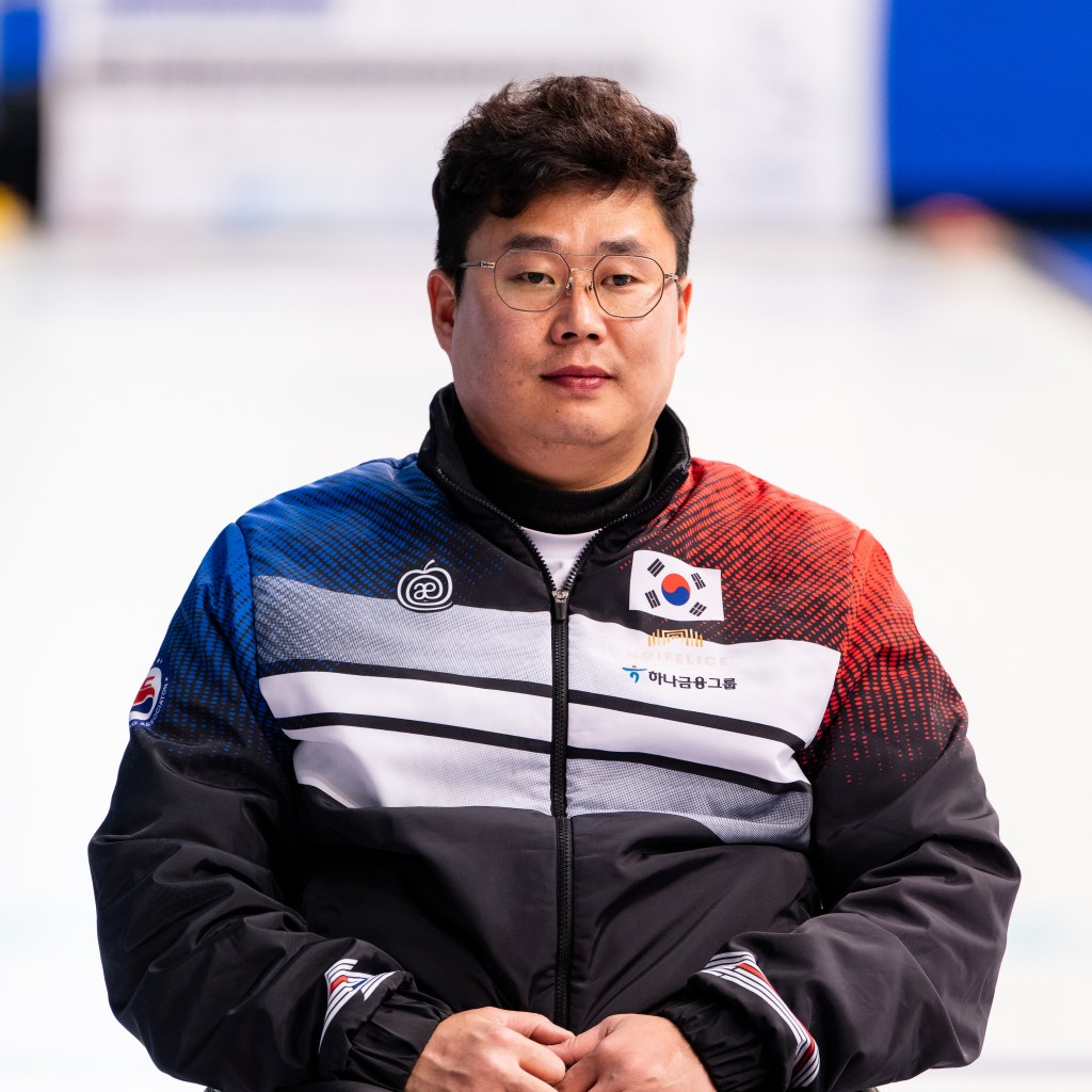 lee-hyeonchul-world-curling
